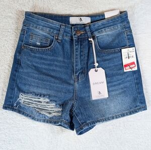 540-Nordstrom‎ Dream Blue Denim Shorts